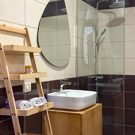 Miq New Boulevard * Tirana